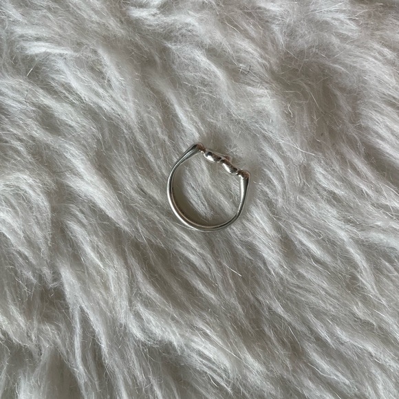 Tiffany and Co. Open Heart Ring Size 4 - Picture 13 of 14
